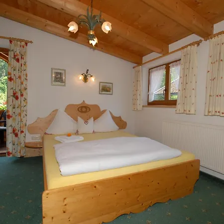 Haus Tasser Lejlighed *