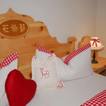 Haus Tasser マイヤーホーフェン